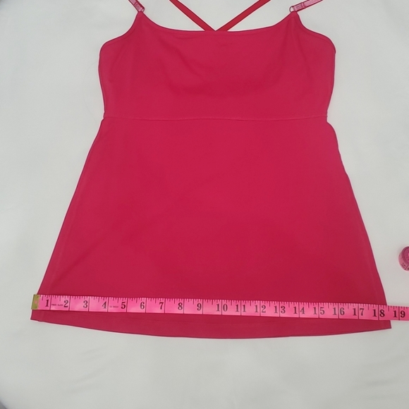 Lululemon hot pink size 4/6 tank - Picture 5 of 5